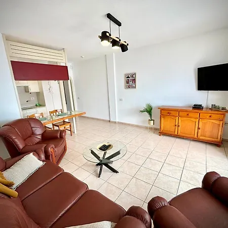 Atlantic Horizon Apartment