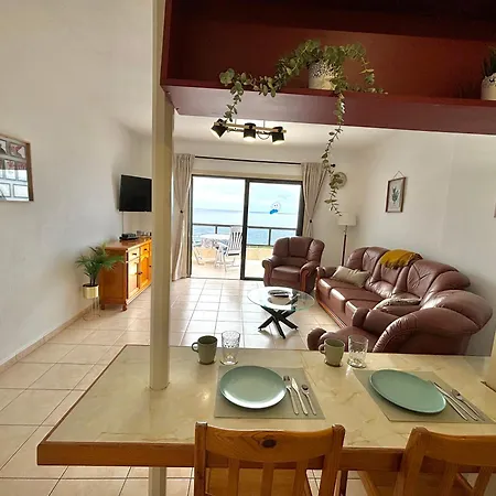 Atlantic Horizon Apartment *