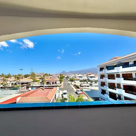 Atlantic Horizon Apartment *